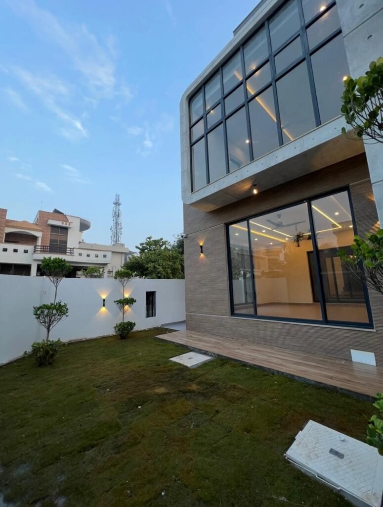 WhatsApp Image 2026-02-10 at 22.19.00